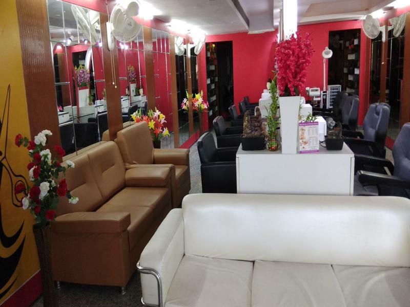 The Revanta Hotel 2*